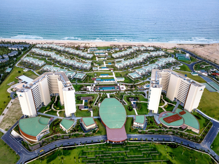 Aerial view of the Mar Vista community in Costa Rica, showcasing homes and the surrounding landscape